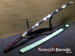 Clay tempered sword