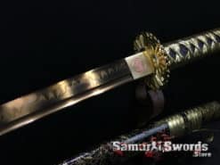 Japanese Katana T10 Clay Tempered Steel with Gold Acid Dye and Black And Gold Saya (7)